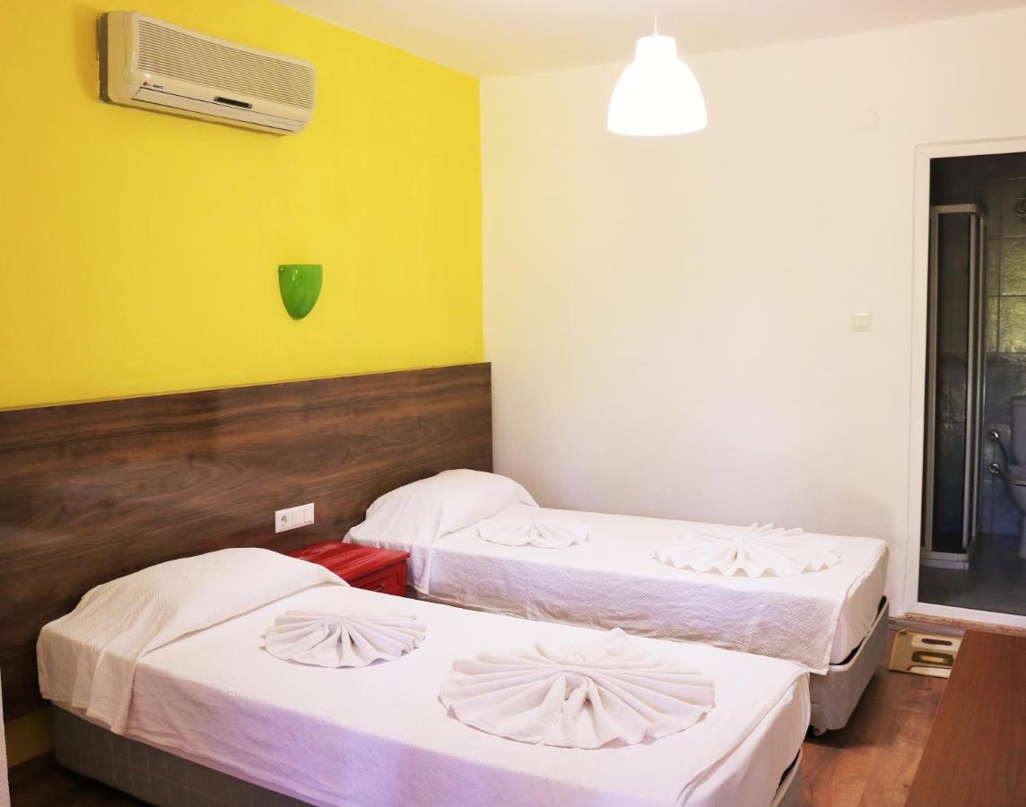 Simge Pension Cirali Exterior photo